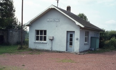 MONSCHAU  DIA 82-7286.jpg